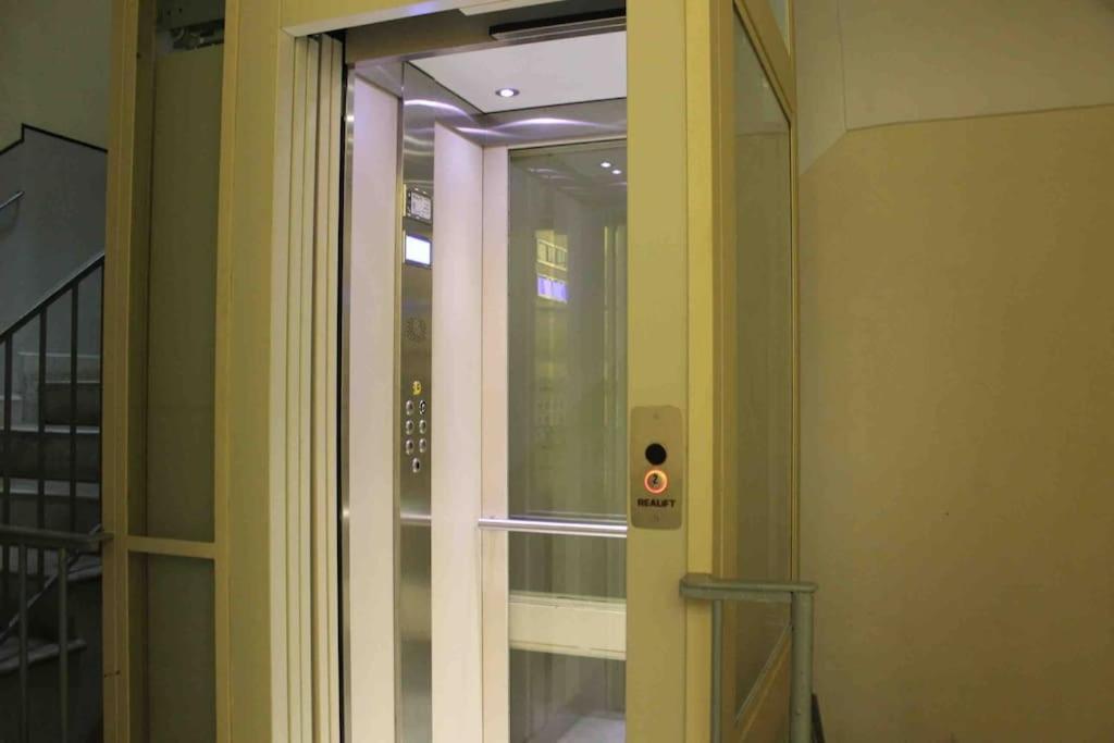 Ferienwohnung Easy Napoli Duomo Exterior foto